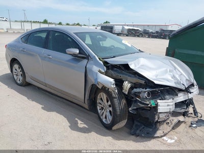 CHRYSLER 200 2015