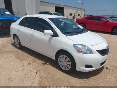 TOYOTA YARIS 2012