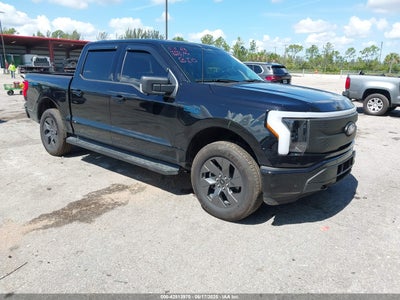 FORD F-150 LIGHTNING 2024