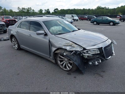 CHRYSLER 300 2017