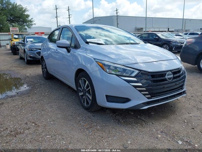 NISSAN VERSA 2025