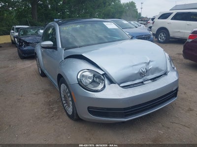 VOLKSWAGEN BEETLE 2014