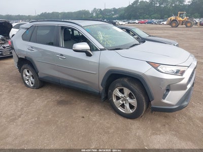 TOYOTA RAV4 2021