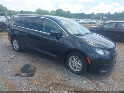 CHRYSLER VOYAGER 2022
