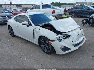 SCION FR-S 2015