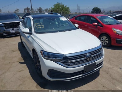 VOLKSWAGEN JETTA 2024