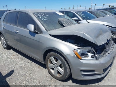 VOLKSWAGEN GOLF 2015