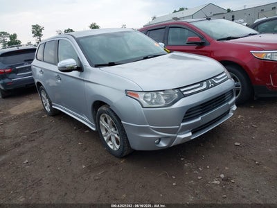 MITSUBISHI OUTLANDER 2014