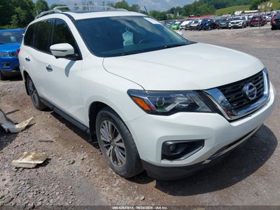 NISSAN PATHFINDER 2017