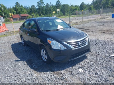 NISSAN VERSA 2018