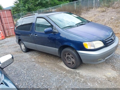 TOYOTA SIENNA 2001