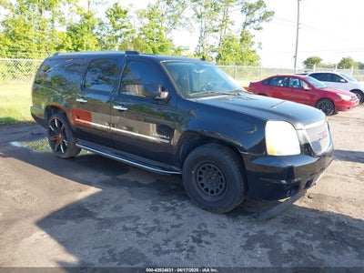 GMC YUKON XL 1500 2011