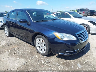 CHRYSLER 200 2012