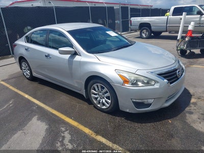 NISSAN ALTIMA 2015
