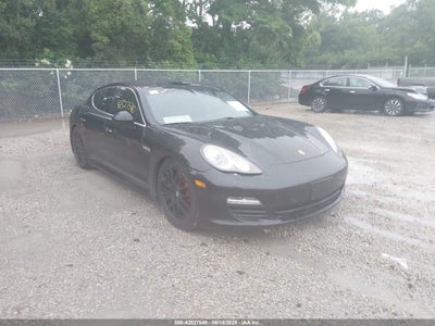 PORSCHE PANAMERA 2010