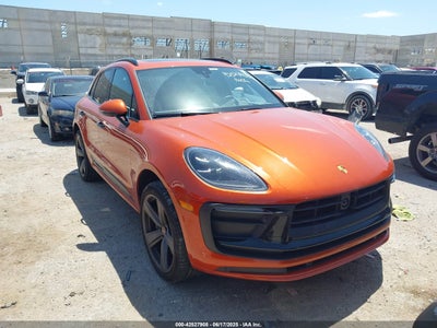 PORSCHE MACAN 2023