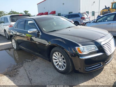 CHRYSLER 300 2013