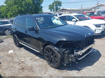 BMW X7 2025