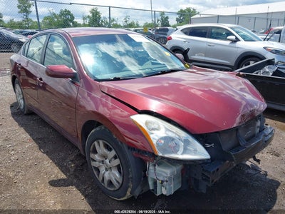 NISSAN ALTIMA 2010