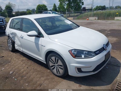 VOLKSWAGEN E-GOLF 2016
