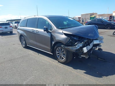 TOYOTA SIENNA 2022