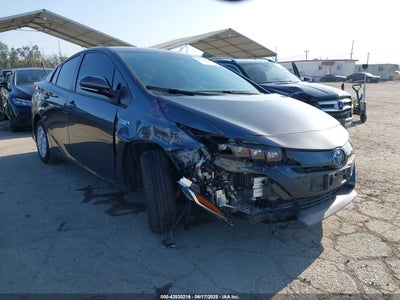 TOYOTA PRIUS PRIME 2021