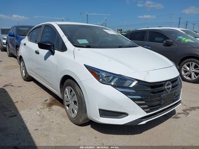 NISSAN VERSA 2023