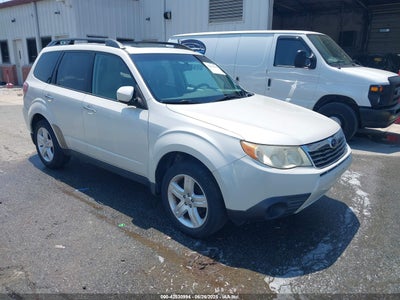 SUBARU FORESTER 2010
