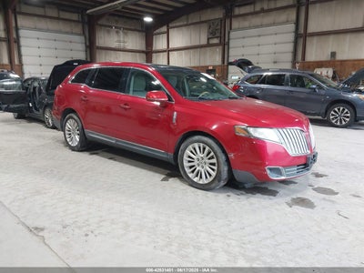 LINCOLN MKT 2010