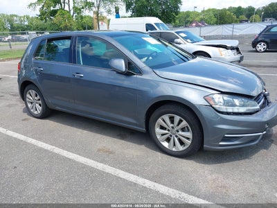 VOLKSWAGEN GOLF 2020