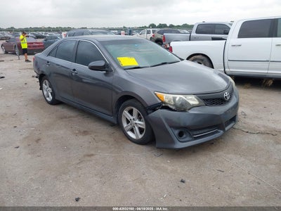 TOYOTA CAMRY 2014