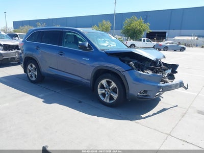 TOYOTA HIGHLANDER HYBRID 2016