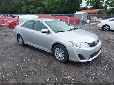 TOYOTA CAMRY 2014