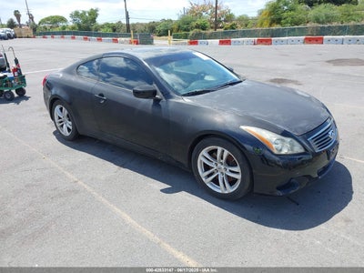 INFINITI G37 2010