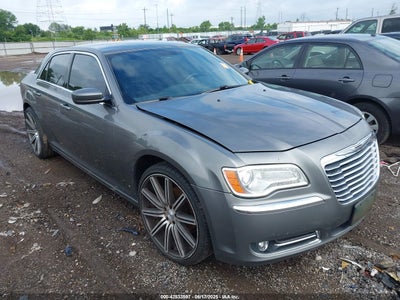 CHRYSLER 300 2012