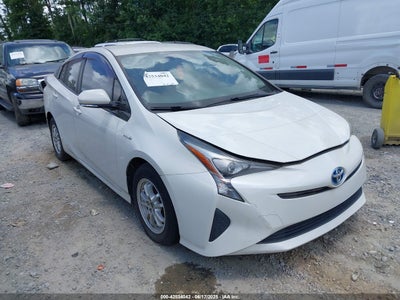 TOYOTA PRIUS 2016