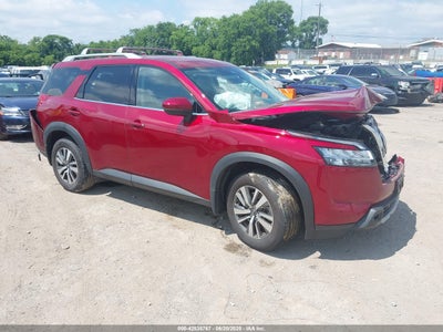 NISSAN PATHFINDER 2024