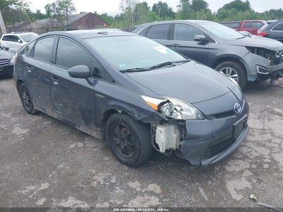 TOYOTA PRIUS 2013