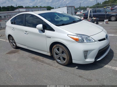 TOYOTA PRIUS 2013