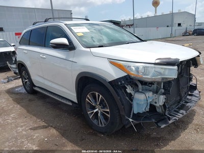 TOYOTA HIGHLANDER 2016