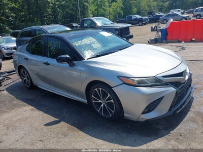 TOYOTA CAMRY 2019
