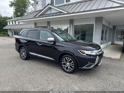 MITSUBISHI OUTLANDER 2016