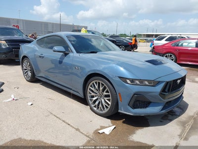 FORD MUSTANG 2024