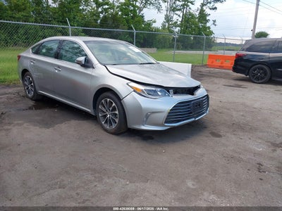 TOYOTA AVALON 2016