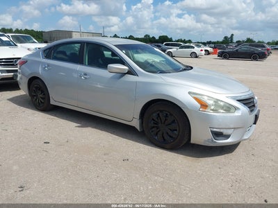 NISSAN ALTIMA 2015