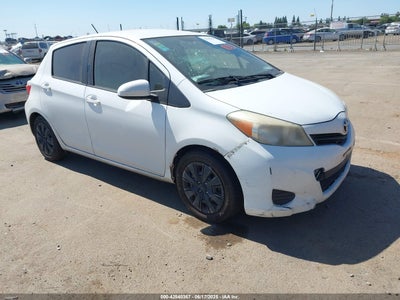 TOYOTA YARIS 2013