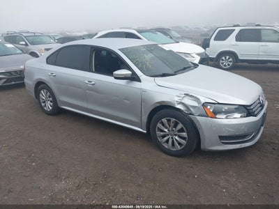 VOLKSWAGEN PASSAT 2015