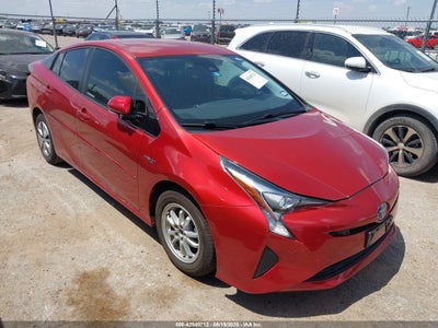 TOYOTA PRIUS 2017