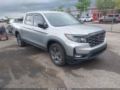 HONDA RIDGELINE 2025