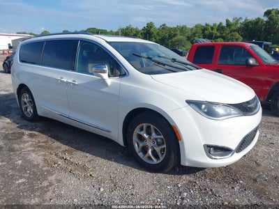 CHRYSLER PACIFICA 2017